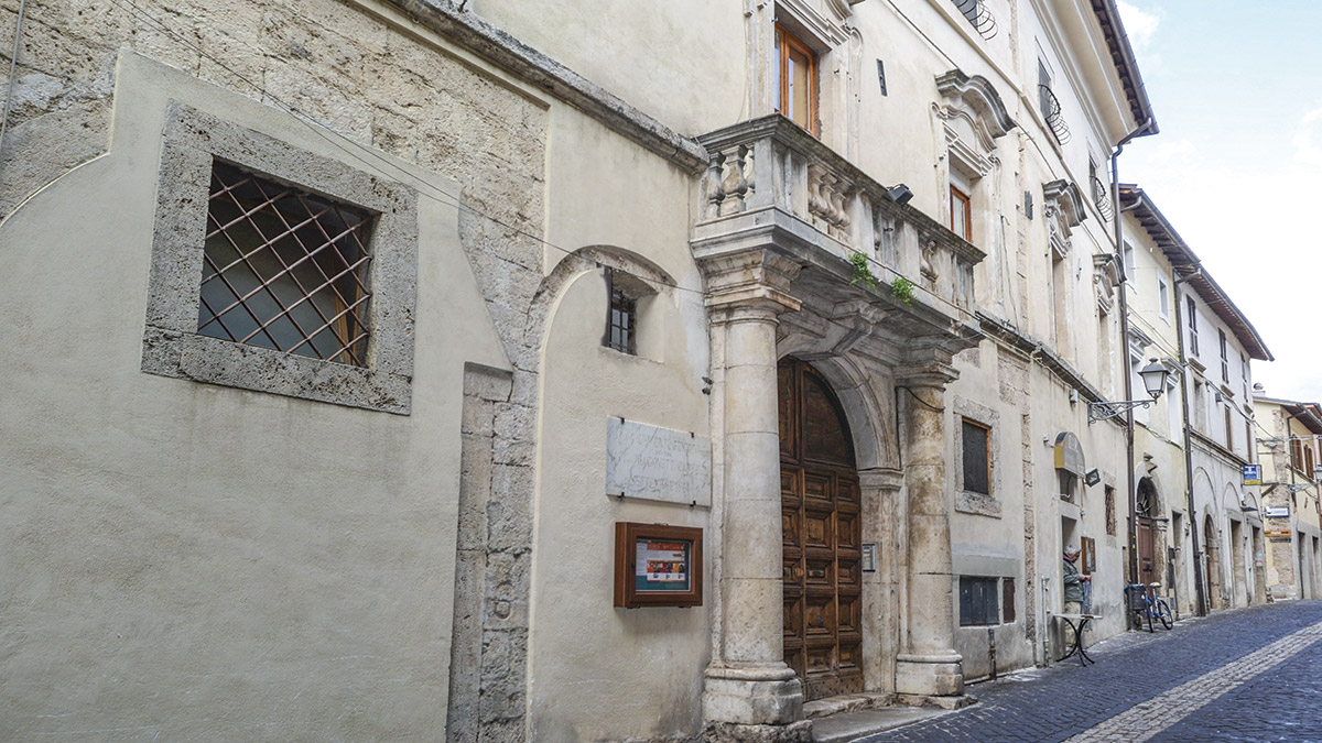 Palazzo Dragonetti - De Torres